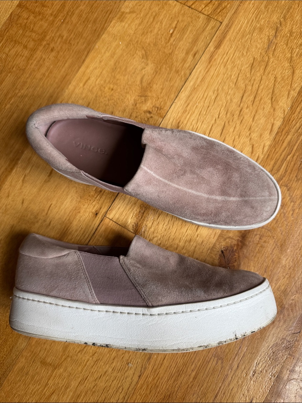 Vince Warren Platform Slip on shoes